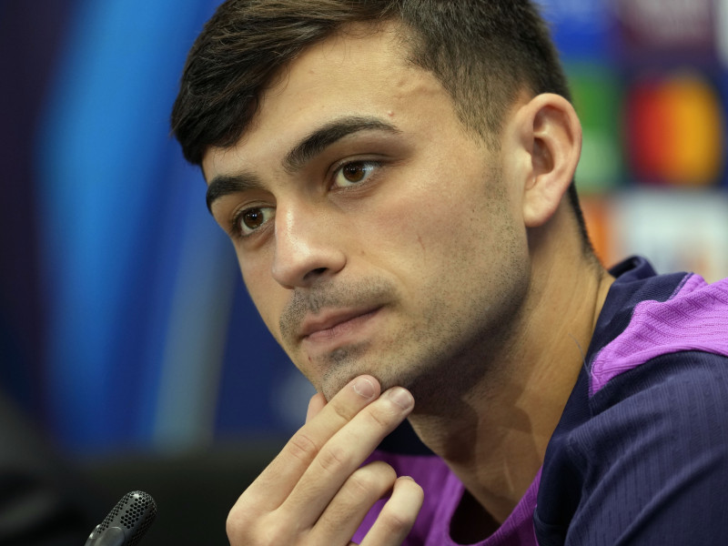 Pedri, jugador del Barça, en rueda de prensa