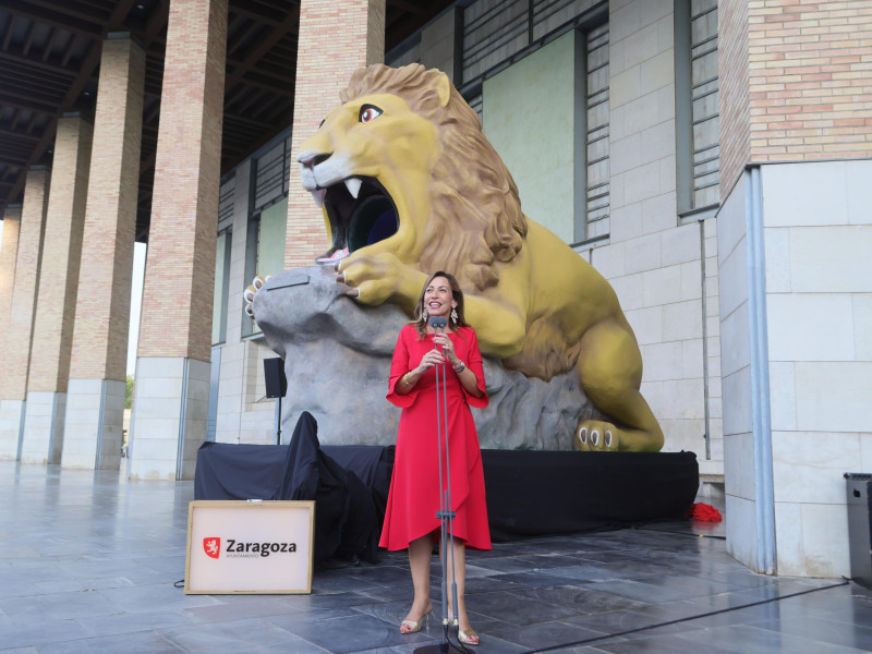 La alcaldesa Natalia Chueca, en la presentación del León Garganchón.