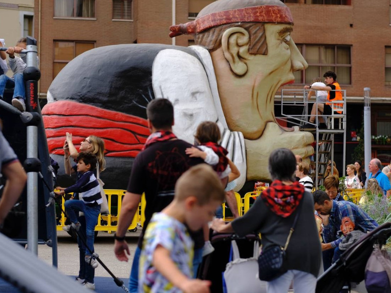 El popular Tragachicos de las Fiestas del Pilar de Zaragoza.