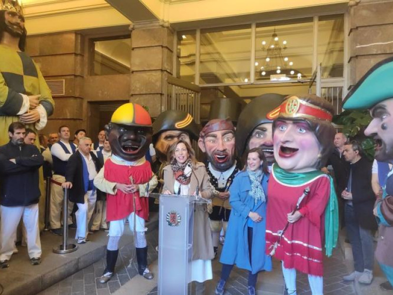 La Comparsa de Gigantes y Cabezudos ha sido declarada Bien de Interés Cultural.