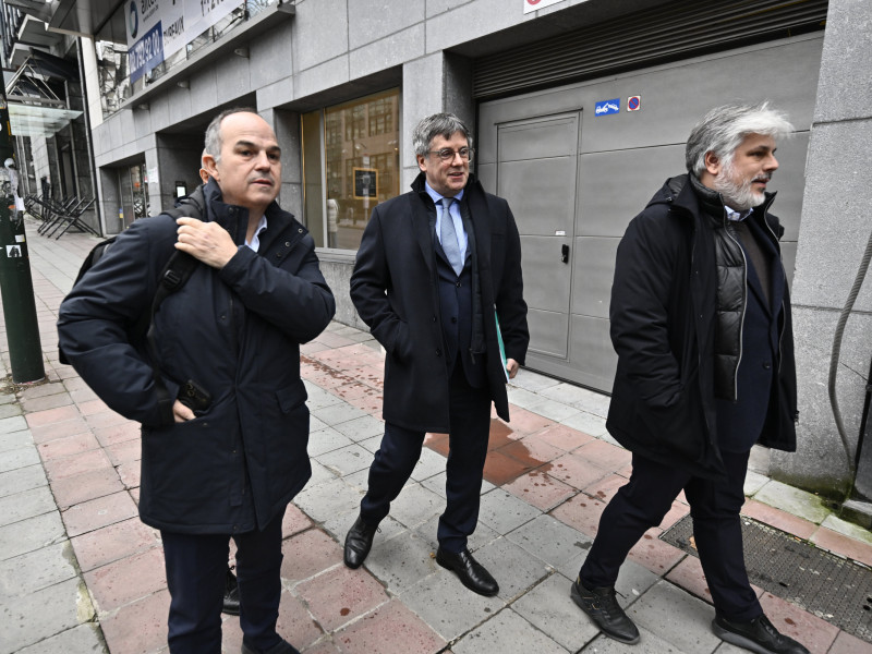 La propuesta del Consell de cambiar la hora encaja en una estrategia ya conocida: generar titulares, mantener viva la tensión simbólica y proyectar una imagen de desconexión con España.