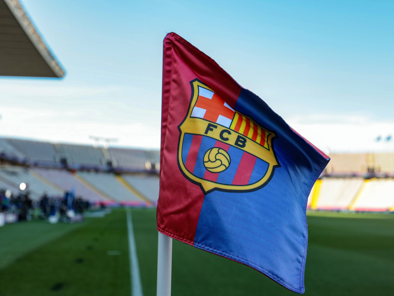 El Barcelona tendrá que seguir jugando la Champions en el Olímpico de Montjuic.