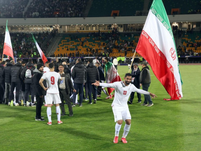 Los jugadores de Irán celebran su clasificación al Mundial 2026.