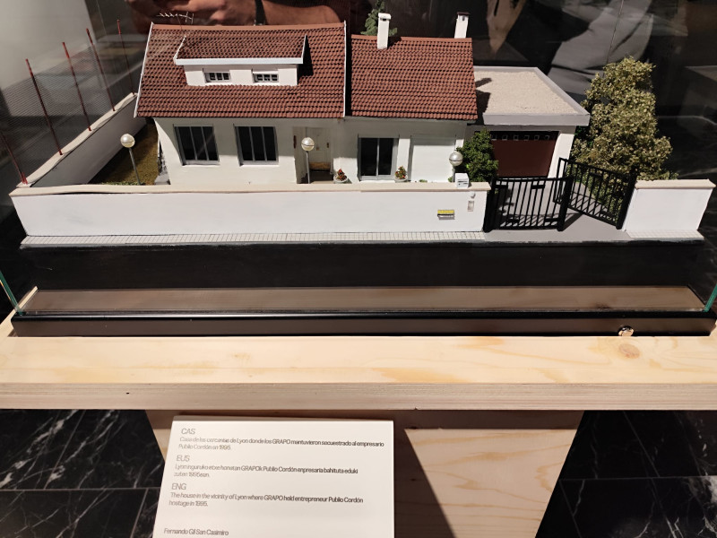 Maqueta de la casa en la que los GRAPO mantuvieron secuestrado a Publio Cordón