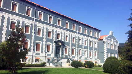 El centro acoge a más de 600 alumnos