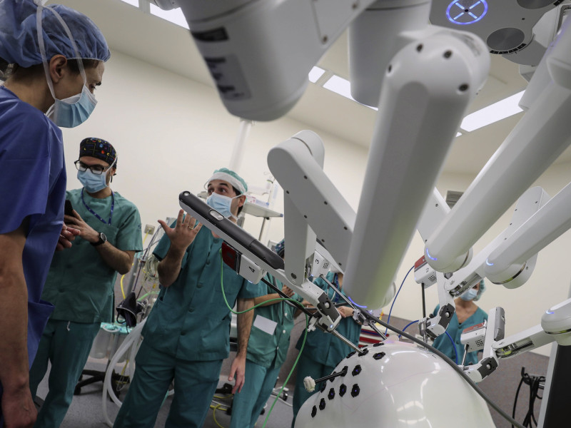 Equipo de médicos en el HUCA