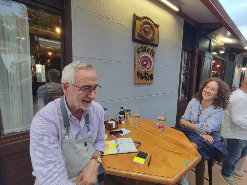 Ramiro López es el propietario de una de las tres casetas del pulpo en el recinto ferial de San Froilán