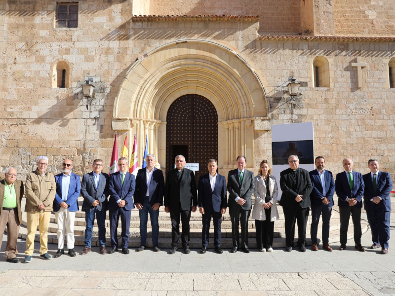 Firma convenio nueva iluminación ornamental Catedral Albacete