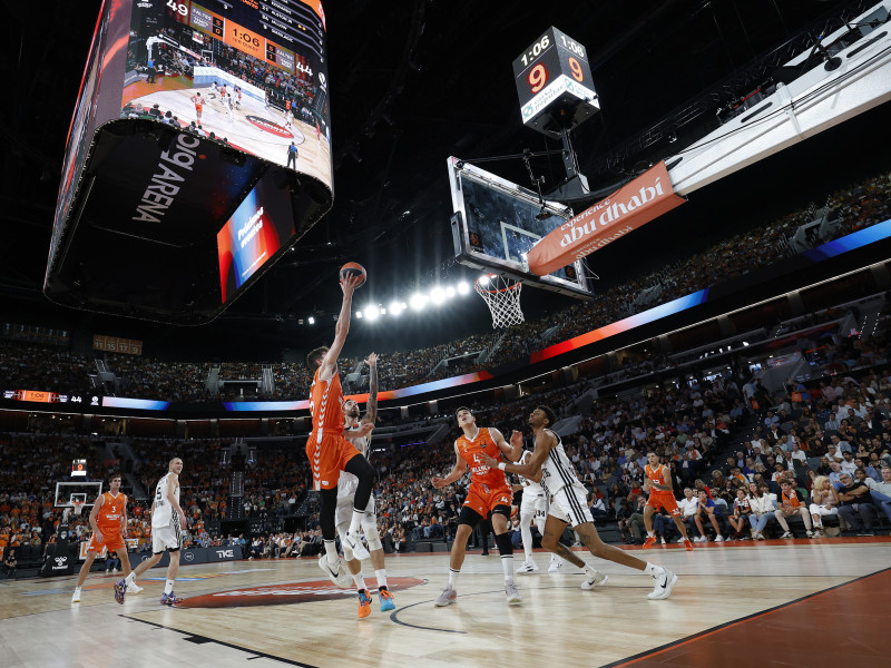 Estreno con victoria de Valencia Basket