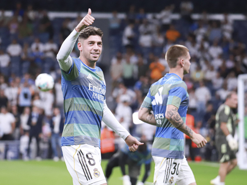 Fede Valverde, antes del comienzo del partido entre el Real Madrid y el Villarreal