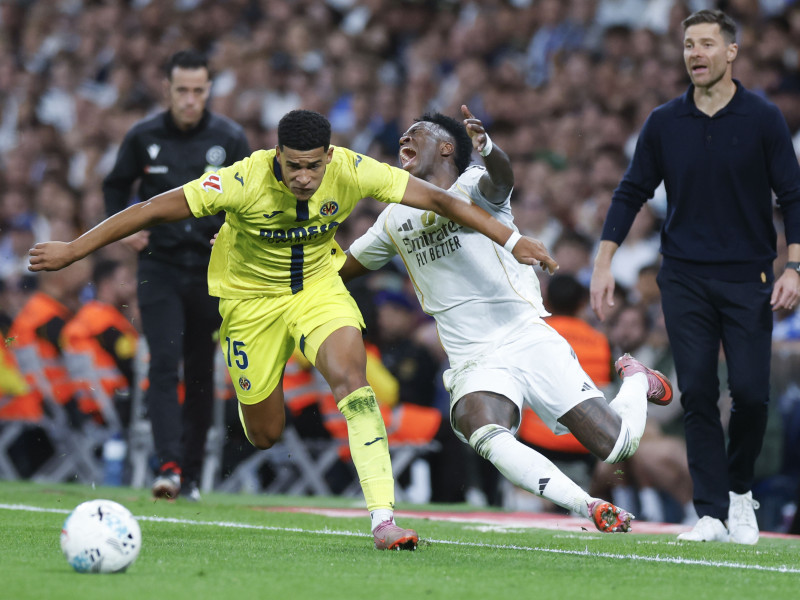 Imagen de la jugada de Mouriño sobre Vinicius en el Real Madrid-Villarreal