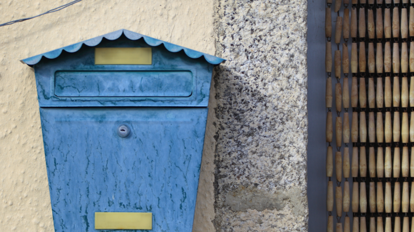 El Ayuntamiento de Aldea del Cano denuncia "el grave e inaceptable abandono" del servicio público postal