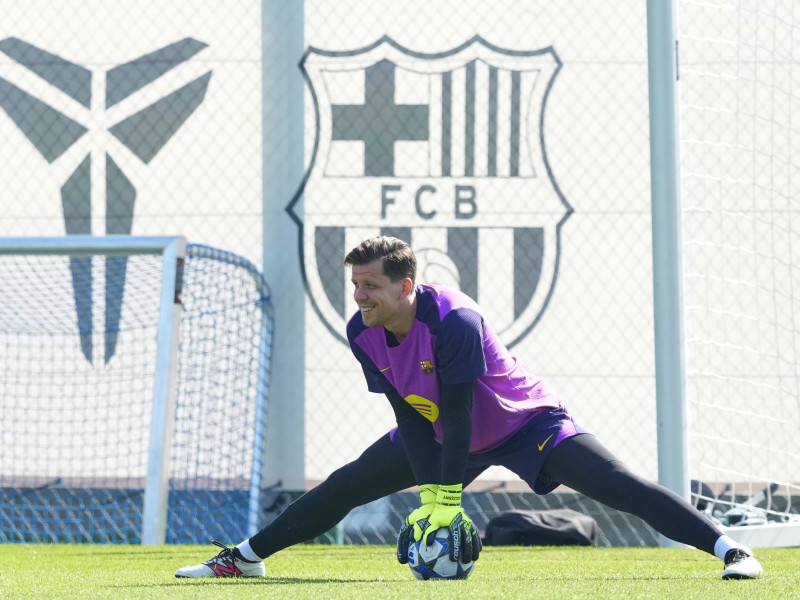 Szczęsny durante un entrenamiento del FC Barcelona