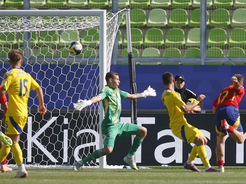 Pablo García marca el gol de España Sub-20 frente a Ucrania