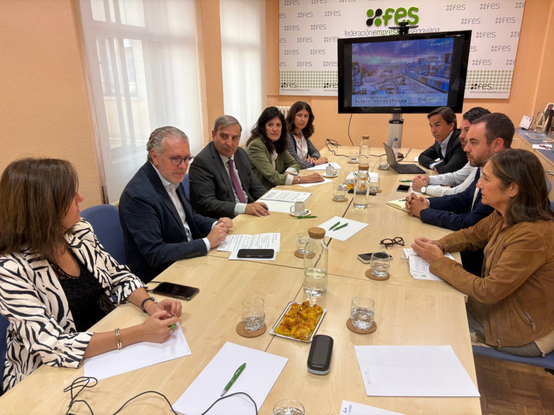 Reunión de la FES con la Junta de Castilla y León
