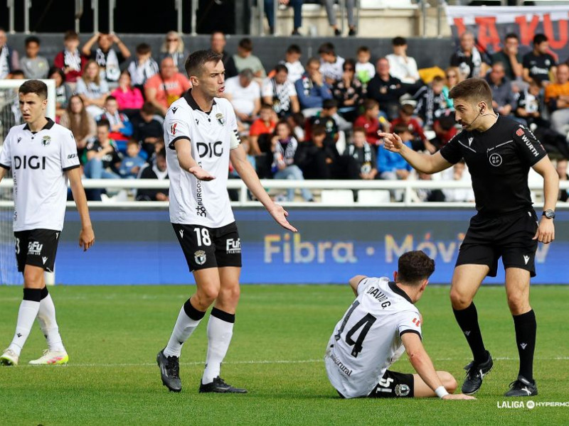 El jugador del Burgos CF Aitor Córdoba