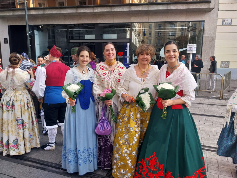 Los trajes típicos, grandes protagonistas de la ofrenda