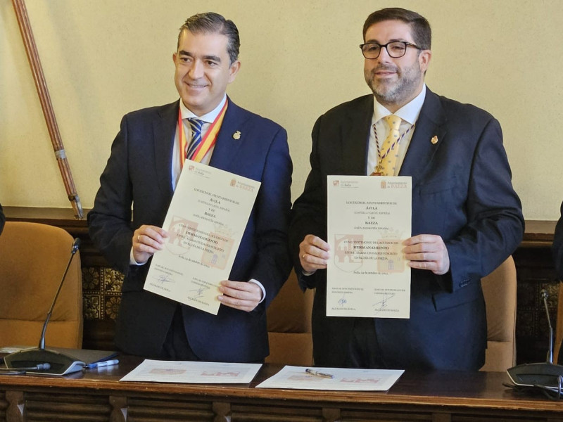 hermanamiento Ávila-Baeza Firma
