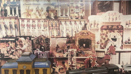 Juguetes de trenes en la exposición del Águila