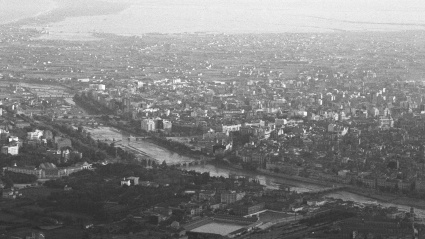 Vista aérea de Valencia anegada por las aguas tras el desbordamiento del río Turia en 1957
