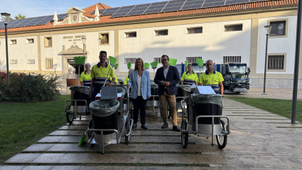 Estrenamos 22 nuevos carritos de limpieza eléctricos y dos nuevas barredoras en Motril