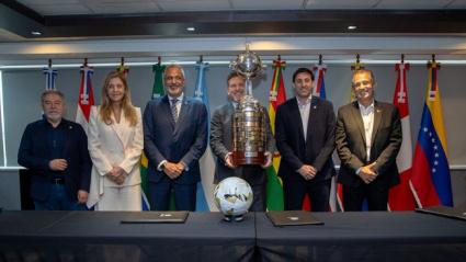 Reunión para planificar la final de la Copa Libertadores 2025 que se jugará en Lima el 29 de noviembre.