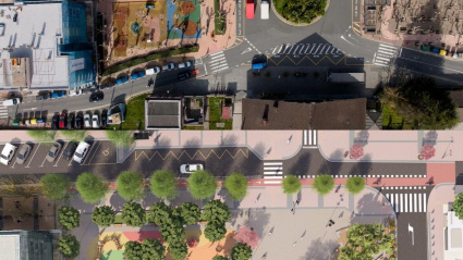 Imagen que muestra la transformación de la Plaza Barrendain