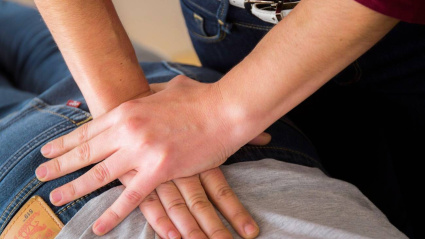Más de mil burgaleses viven con una enfermedad invisible: así limita sus vidas la Espondilitis Anquilosante