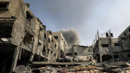 Vista de edificios destruidos en una guerra. EFE/ Mohammed Saber