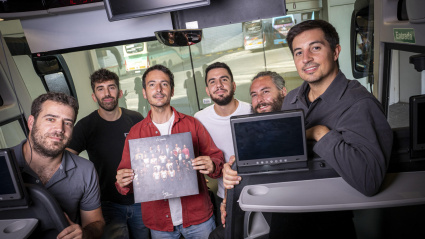 Madrid, 15/10/2025.- A menos de un mes de arrancar su próxima gira, la banda burgalesa la Maravillosa Orquesta del Alcohol (la M.O.D.A) sigue ilusionada por volver a la carretera, con motivo del lanzamiento el viernes de su nuevo disco, 'San Felices'. EFE/Fernando Villar