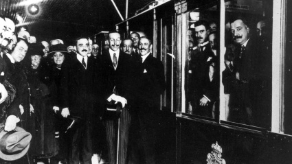 Alfonso XIII inaugura el Metro de Madrid el 17 de octubre de 1919