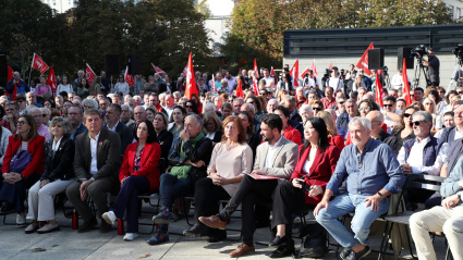 Afiliados y simpatizantes de PSOE y UGT se dieron cita en el acto
