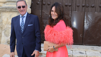 Carlos Herrera y Pepa Gea en la boda de Alberto Herrera y Blanca Llandres