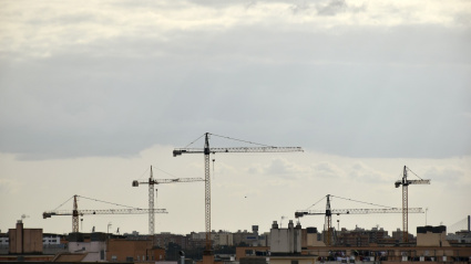 Vista de viviendas en construcción