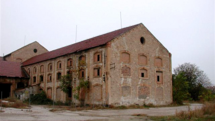 Otra de las principales azucareras de Aragón, ya abandonada, la de Calatayud
