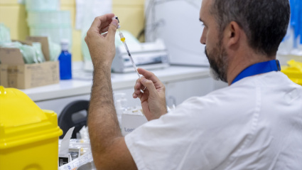 Vacunas contra la gripe, en un centro de salud