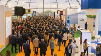 Recreación del salón inmobiliario THE HALL bajo la carpa de CÁCERES FORUM
