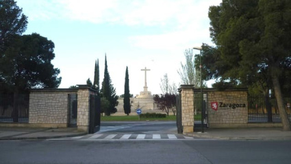 Entrada principal del Cementerio de Torrero de Zaragoza
