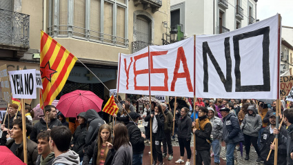 Contrarios al recrecimiento de Yesa