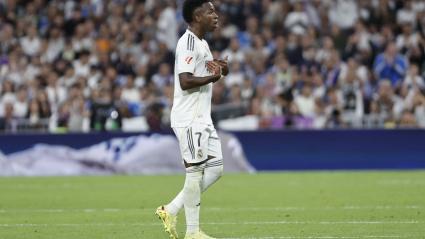 El enfado de Vinicius al ser cambiado en el Clásico