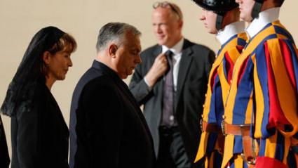 Orbán en el funeral del Papa Francisco