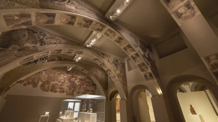 Sala del MNAC donde se conservan las pinturas murales de Sijena.