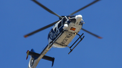 Pedro Luis Bardón, el inspector de la Policía Nacional de Málaga que ha pasado un año y dos meses de su vida volando: “Jamás soñé con alcanzar las 10.000 horas de vuelo”