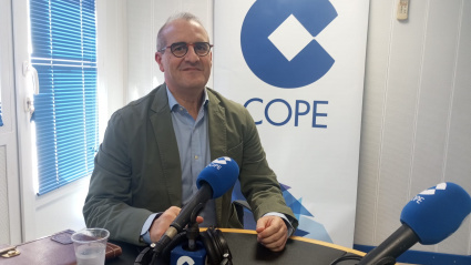 El doctor Mulero, en los estudios de COPE