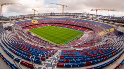 El Camp Nou, aún en obras, se pide la final de la Champions League de 2029.