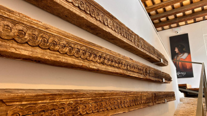 Vigas originales que encontramos en las escaleras