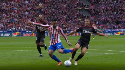 Acción polémica de Azpilicueta sobre Nico González