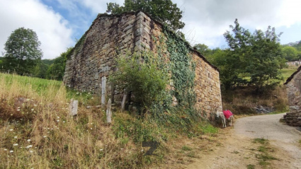 Ignacio Ruiz quiere que un inversor revitalice la zona dando trabajo a sus vecinos