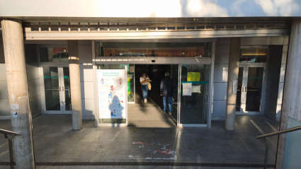 Este miércoles se podrían registrar largas filas de pacientes que acuden a hacerse análisis.