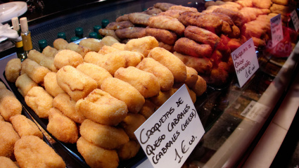 Imagen de recurso de bandejas de croquetas en el Mercado de San Miguel, en Madrid